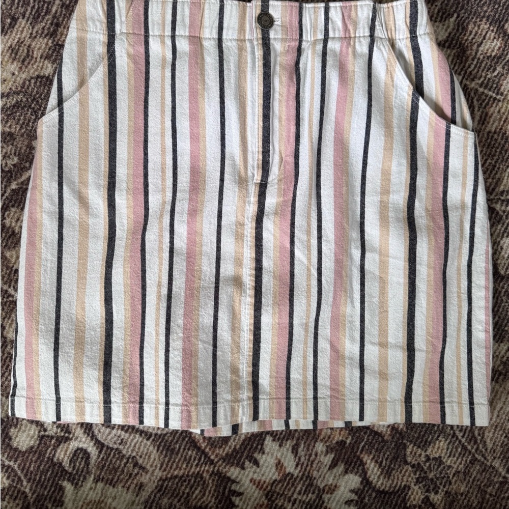 Hollister Vertical Stripe Button-Front Mini Skirt in White, Pink & Tan
